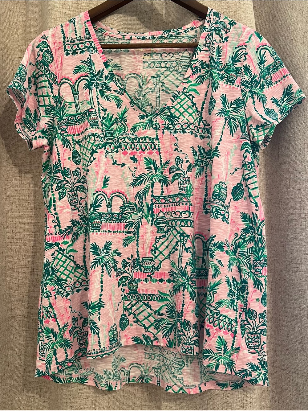 Lilly Pulitzer V Neck Top Etta Size Large Pink Green